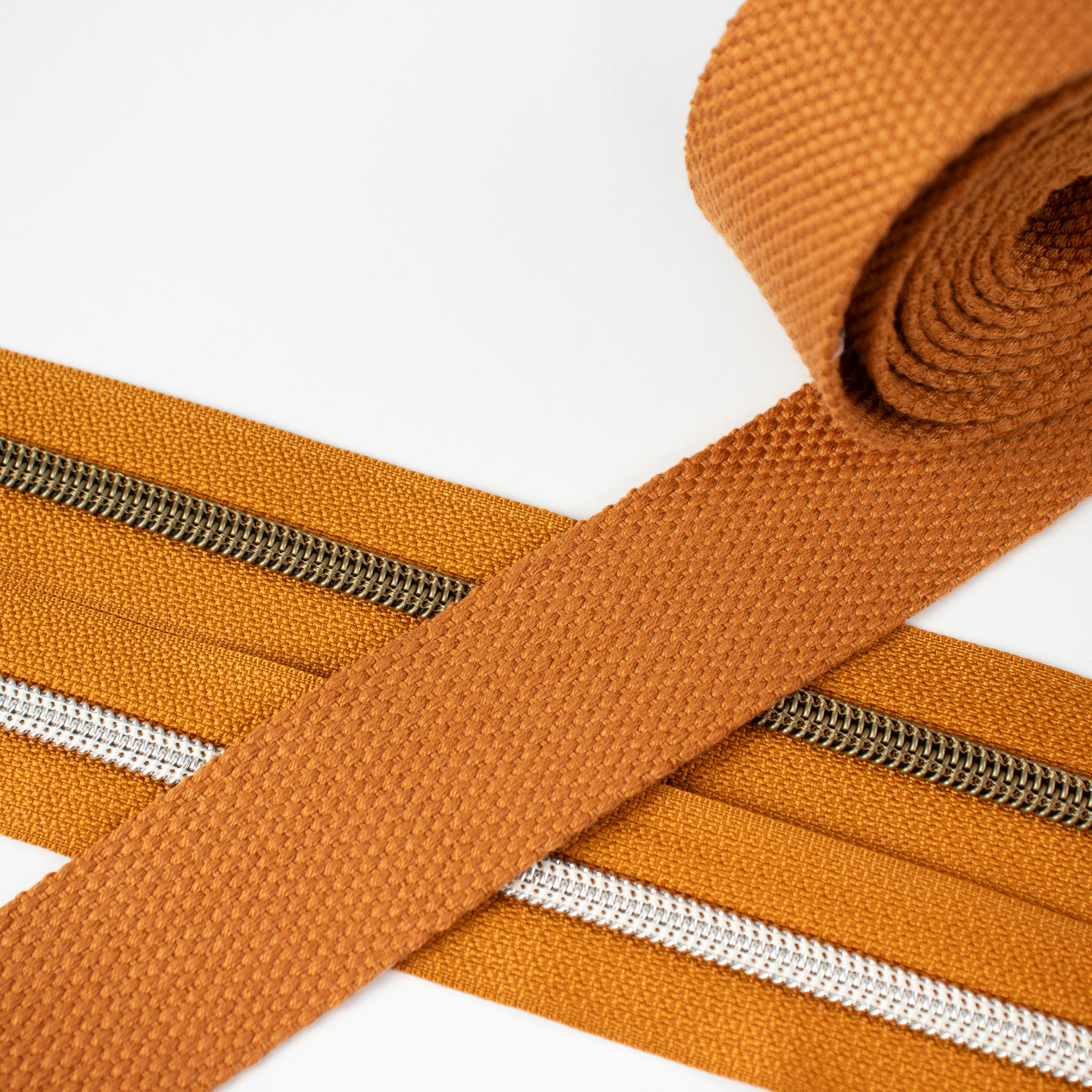 Reißverschluss „Pumpkin Spice“ – ZipperZoo, metallisierte Kunststoff-Schiene, Meterware ab 0,1 m