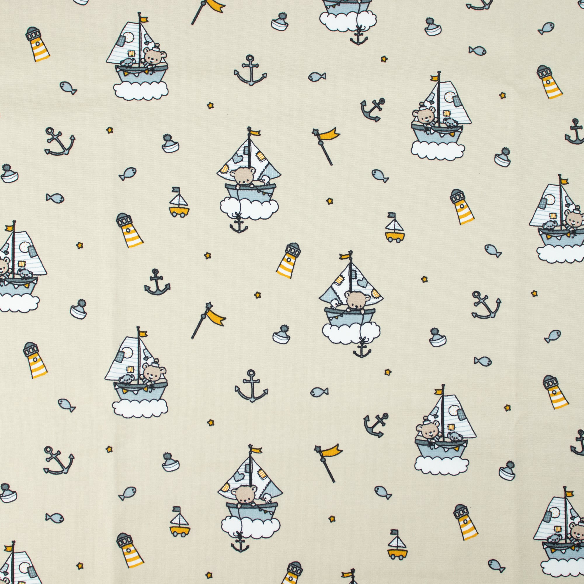 Baumwollstoff Segelboote & Bärchen Beige – maritimes Kindermotiv
