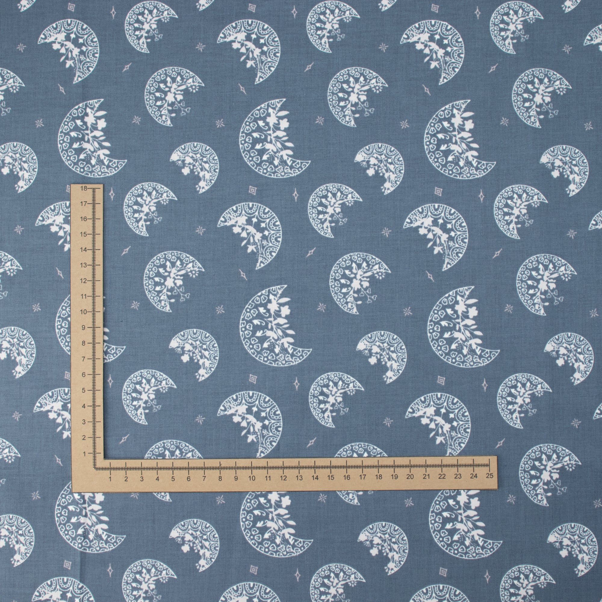 Cotton and Steel - Serendipity´s Symphony - Night Sky - Reverie Fabric - NIYAII Design