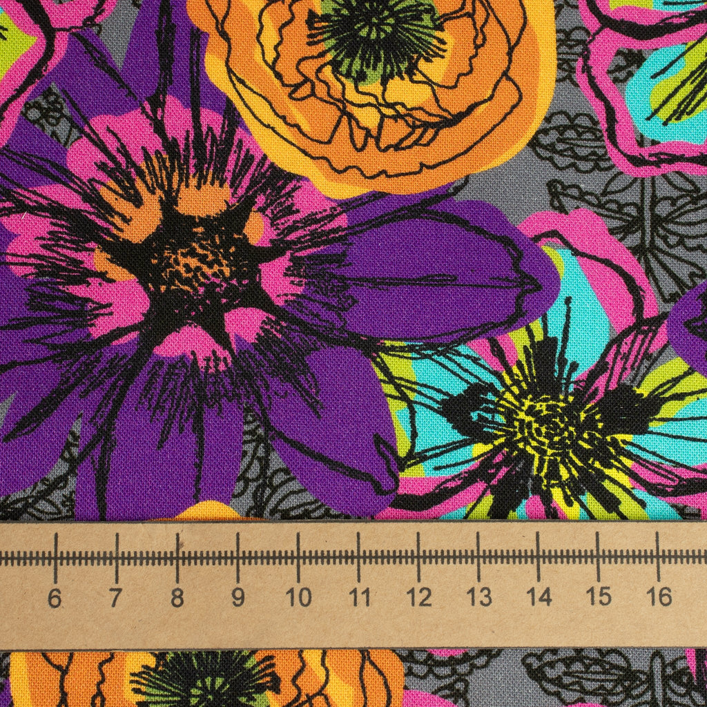 Windham Fabrics – Flower Fields Charcoal aus der Serie Winding Road von Natalie Barnes - Sabinzi - Aus Stoffliebe wird Lieblingsstück