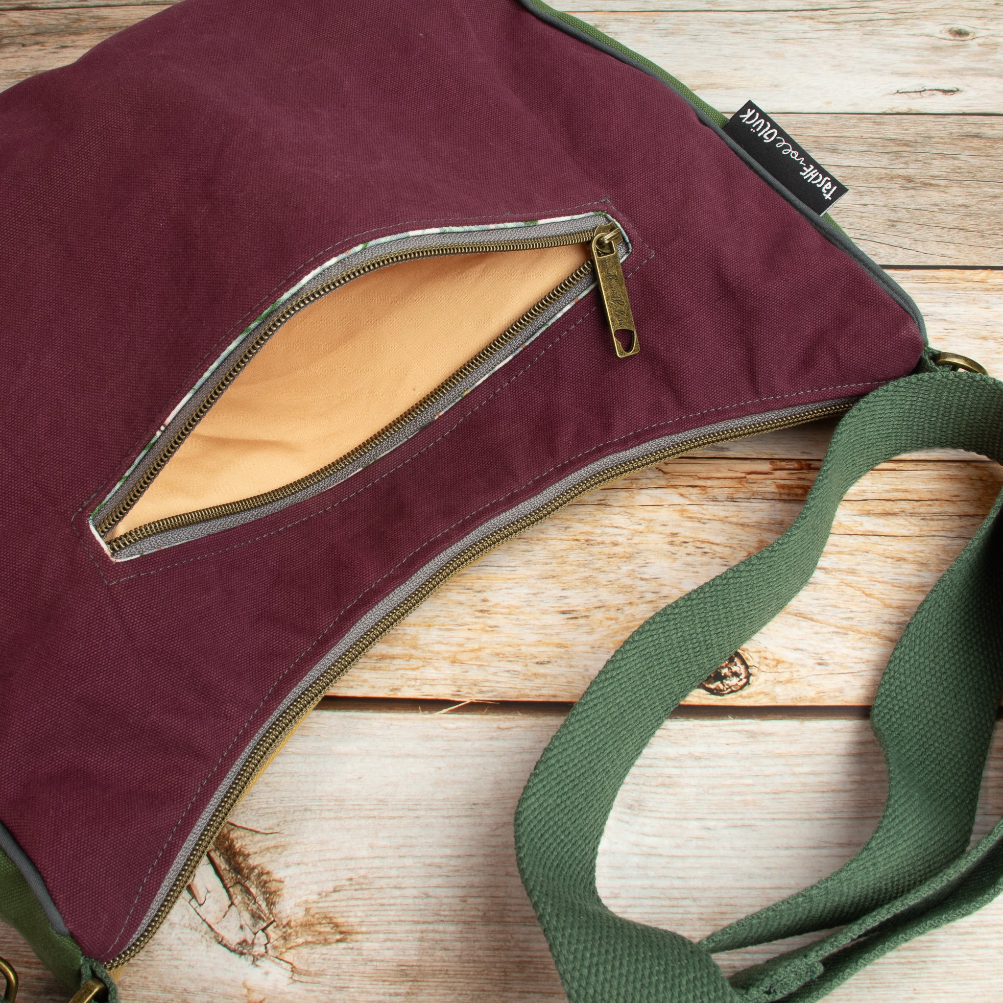 Bananentasche aus Heavy Canvas – Halbmondtasche in Mustard, Mulberry & Green Khaki