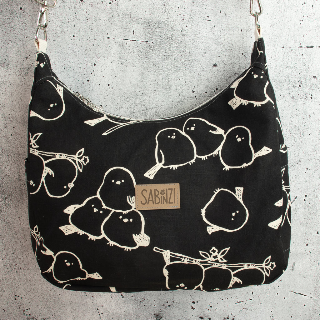 Bohara Bag M aus Kokka Canvas „Simply Animal Birds“ Schwarz – handgenähte Schultertasche