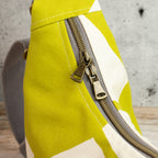 Bohara Bag M aus echino Heavy Canvas „Crop Lime“ – handgenähte Schultertasche