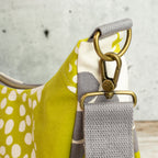 Bohara Bag M aus echino Heavy Canvas „Crop Lime“ – handgenähte Schultertasche