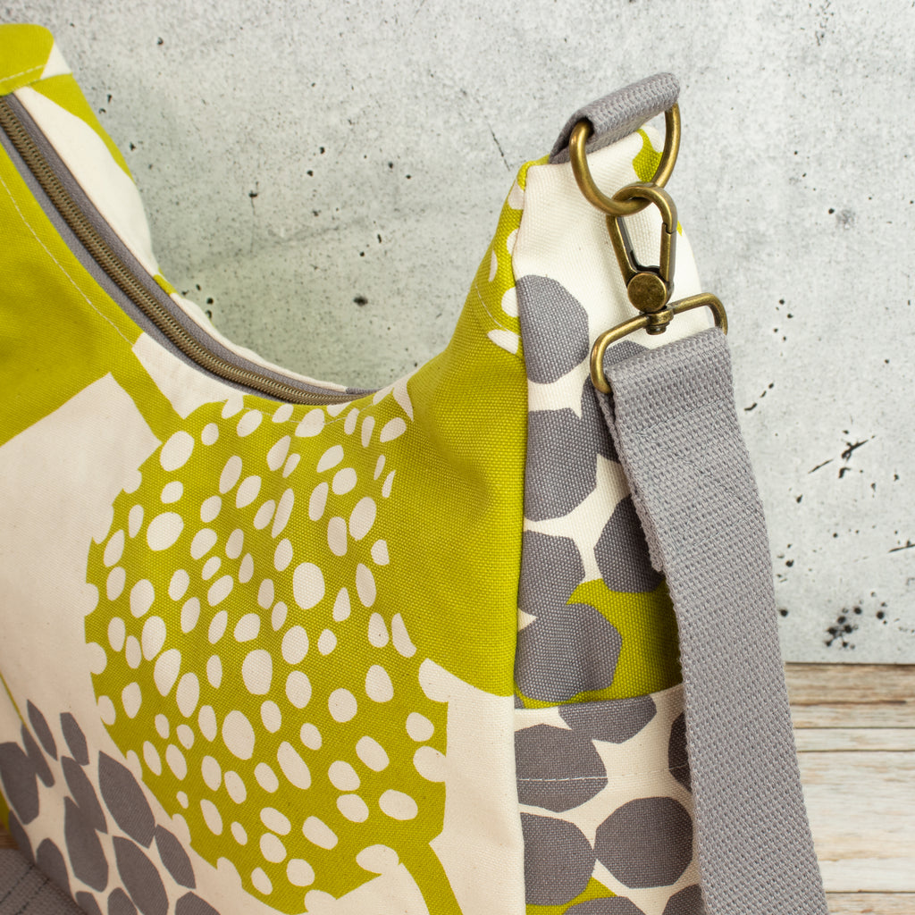 Bohara Bag M aus echino Heavy Canvas „Crop Lime“ – handgenähte Schultertasche