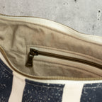 Bohara Bag M aus echino Canvas „Sway Navy“ – handgenähte Schultertasche