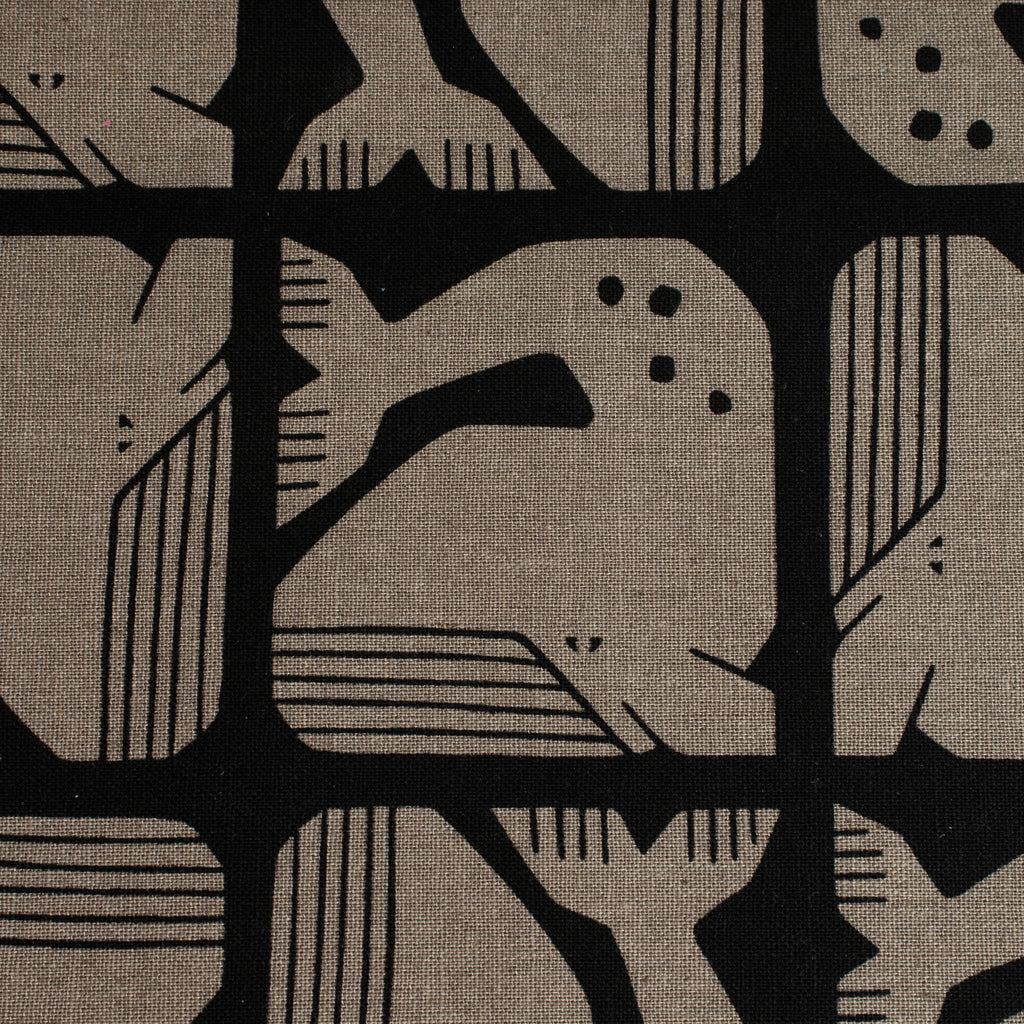 By the Seaside 2 Canvas Grumpy Whale Black Unbleached – Cotton + Steel x Loes van Oosten - Sabinzi - Aus Stoffliebe wird Lieblingsstück