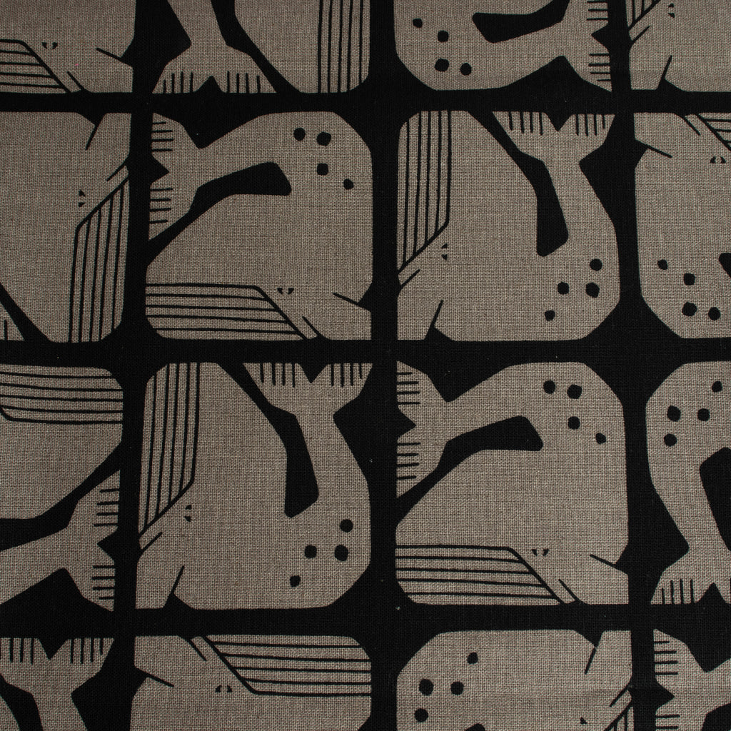 By the Seaside 2 Canvas Grumpy Whale Black Unbleached – Cotton + Steel x Loes van Oosten - Sabinzi - Aus Stoffliebe wird Lieblingsstück