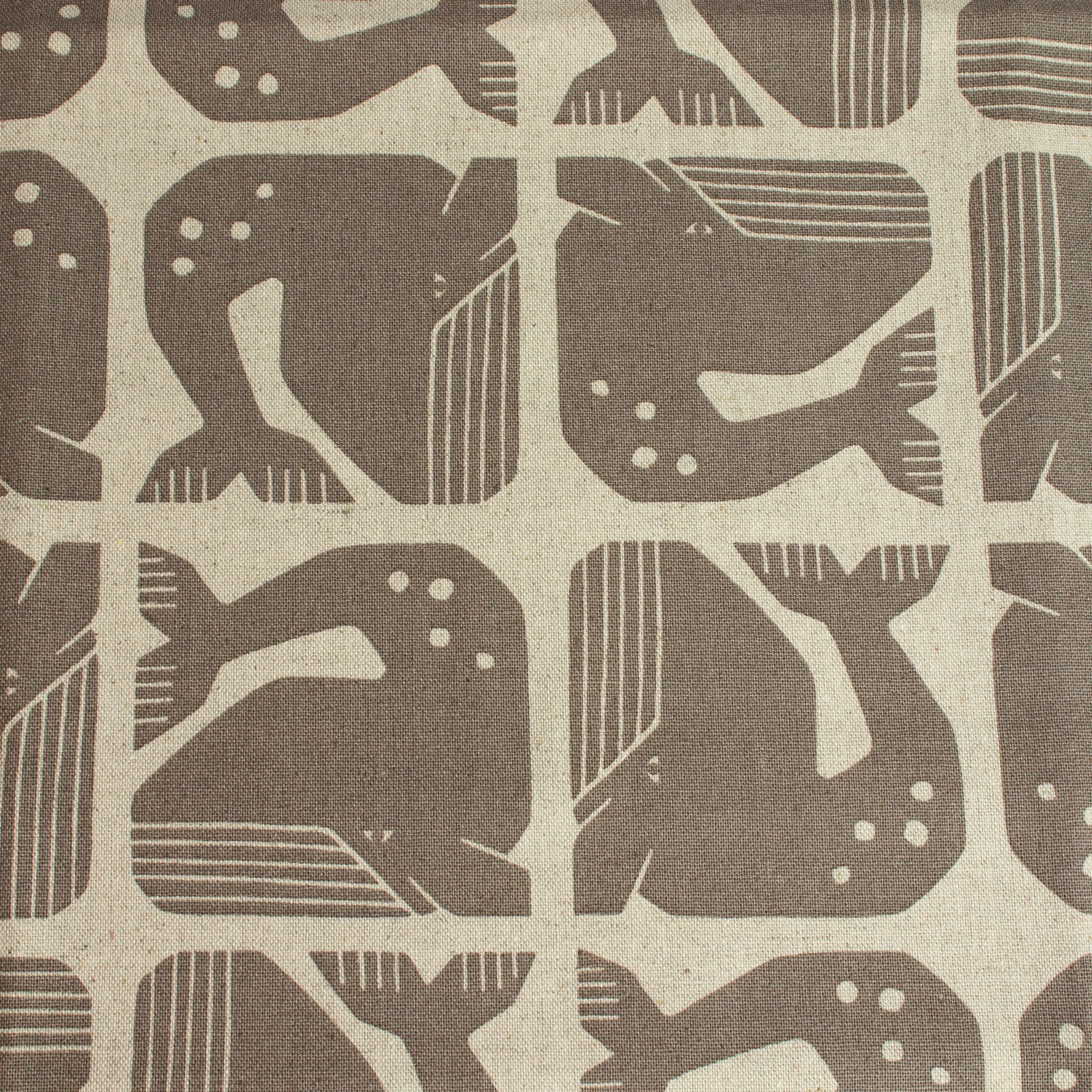 By the Seaside 2 Canvas Grumpy Whale Dark Grey unbleached – Cotton + Steel x Loes van Oosten