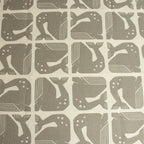 By the Seaside 2 Baumwollstoff „Grumpy Whale Grey Unbleached“ – Cotton + Steel x Loes van Oosten - Sabinzi - Aus Stoffliebe wird Lieblingsstück
