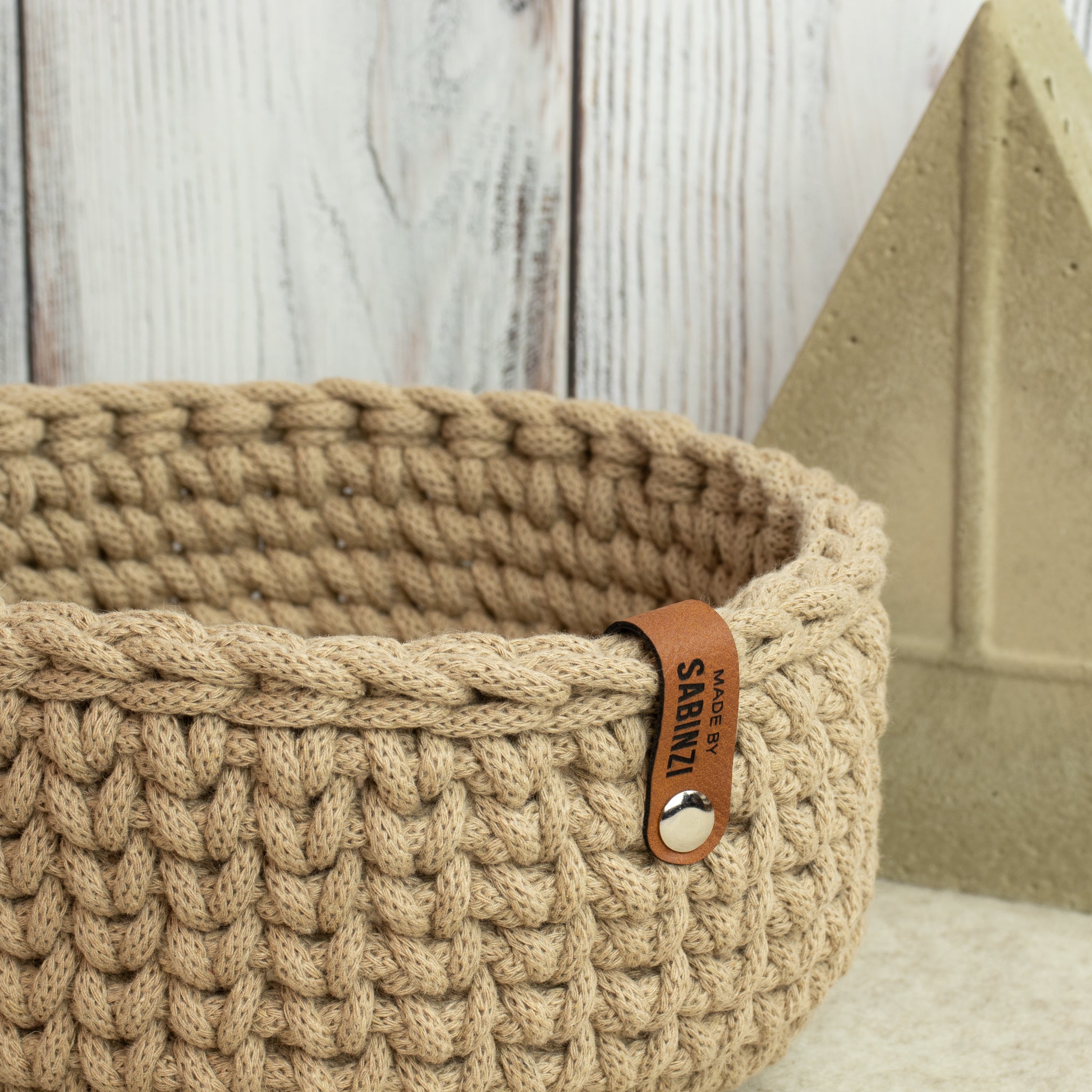 Häkelkorb „Strickstil“ Sand – Ø ca. 20 cm