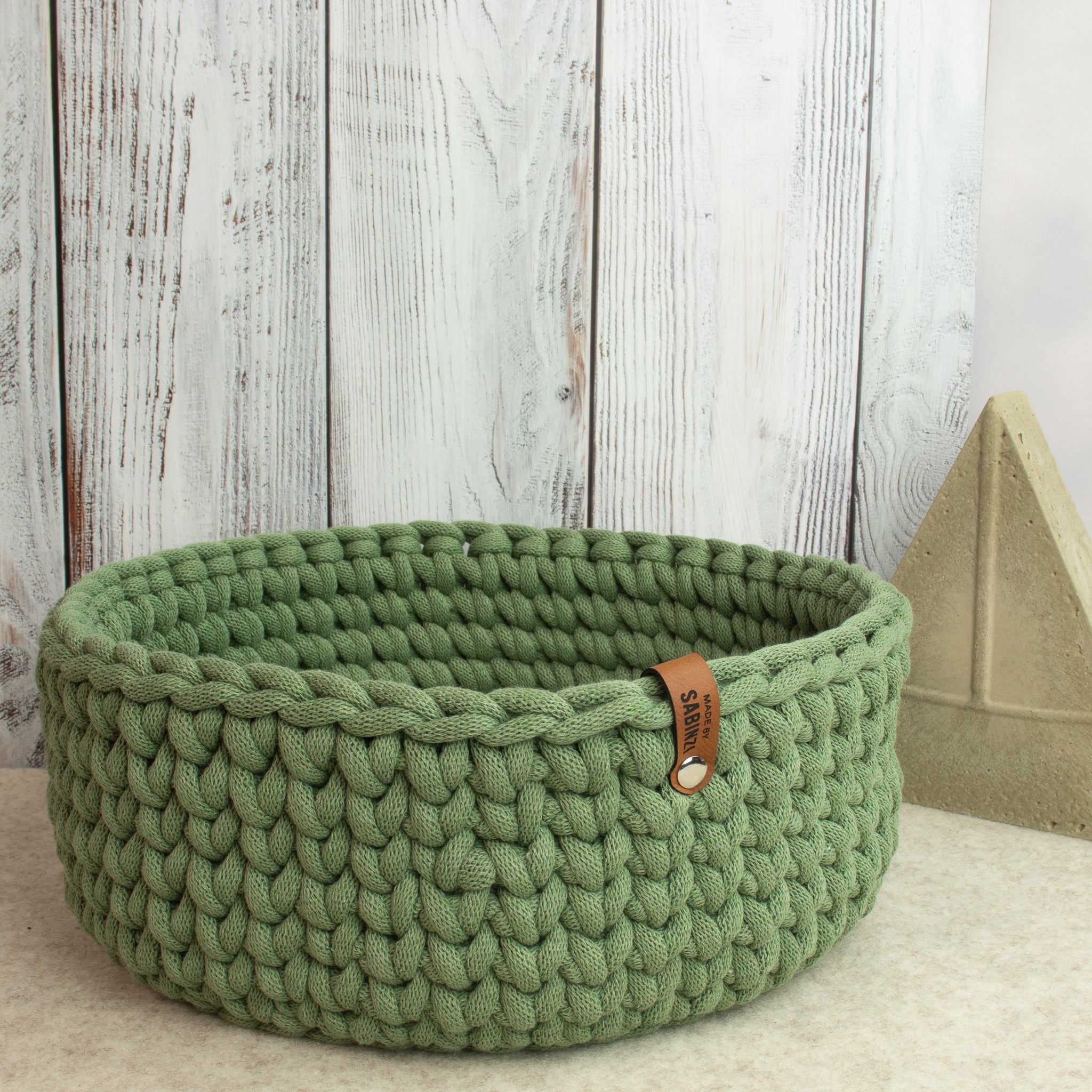 Großer Häkelkorb „Eukalyptus“ im Strickstil – Handmade Aufbewahrungskorb ca. 31 cmGroßer Häkelkorb „Sand“ im Strickstil – Handmade Aufbewahrungskorb ca. 31 cm (Kopie)