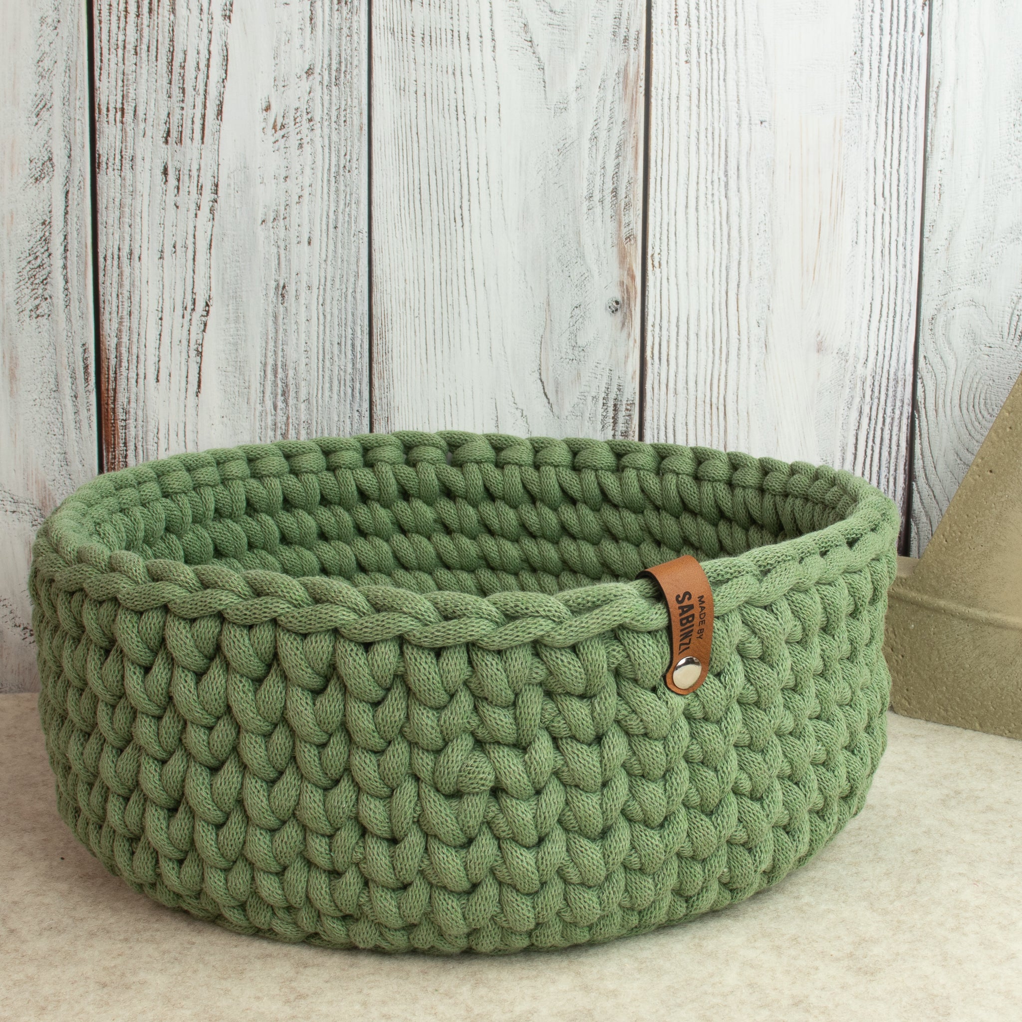 Großer Häkelkorb „Eukalyptus“ im Strickstil – Handmade Aufbewahrungskorb ca. 31 cmGroßer Häkelkorb „Sand“ im Strickstil – Handmade Aufbewahrungskorb ca. 31 cm (Kopie)