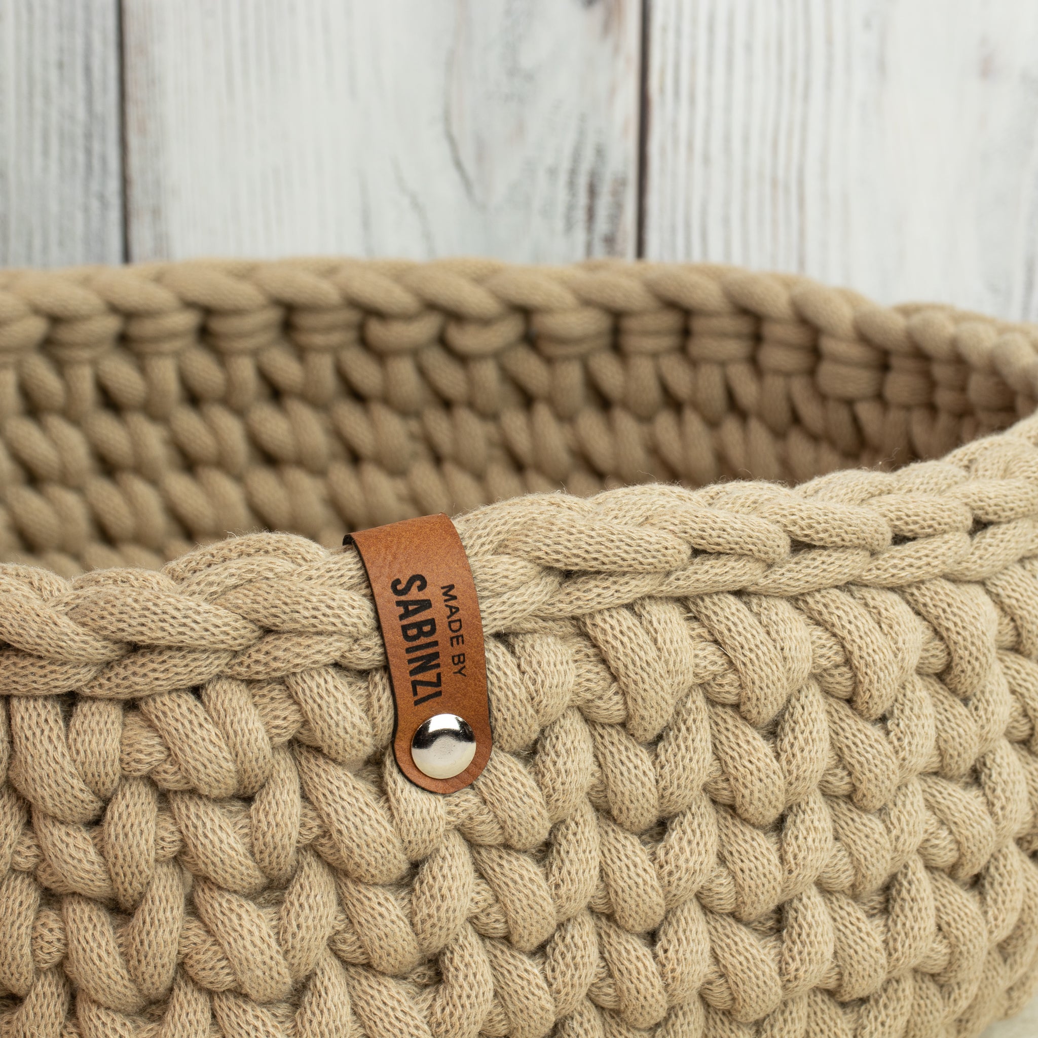 Großer Häkelkorb „Sand“ im Strickstil – Handmade Aufbewahrungskorb ca. 31 cm
