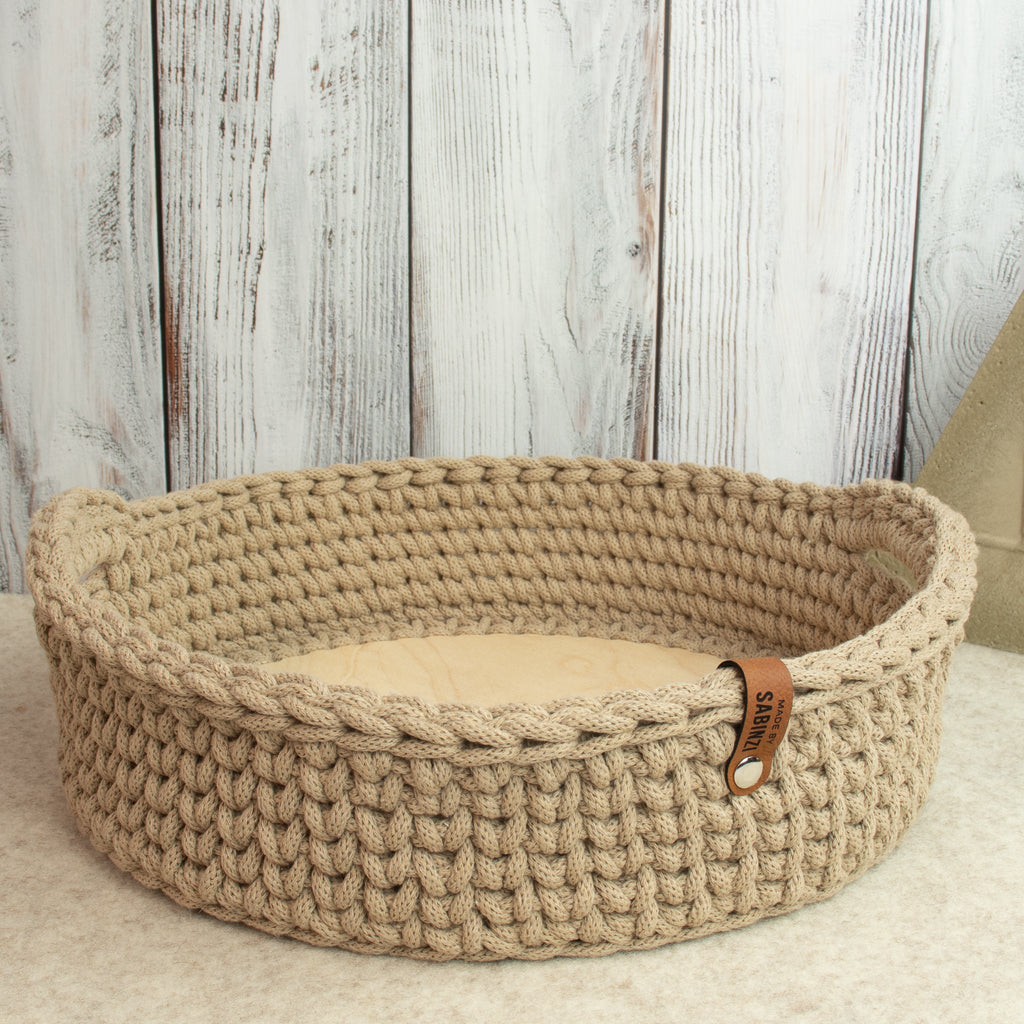 Großer Häkelkorb mit Holzboden & Griffen „Sand“ – Strickstil ca. 34 cm - Sabinzi - Aus Stoffliebe wird Lieblingsstück