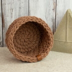Häkelkorb Gänsefüßchenmuster „Mocha Mousse“ – Ø ca. 16,5 cm - Sabinzi - Aus Stoffliebe wird Lieblingsstück