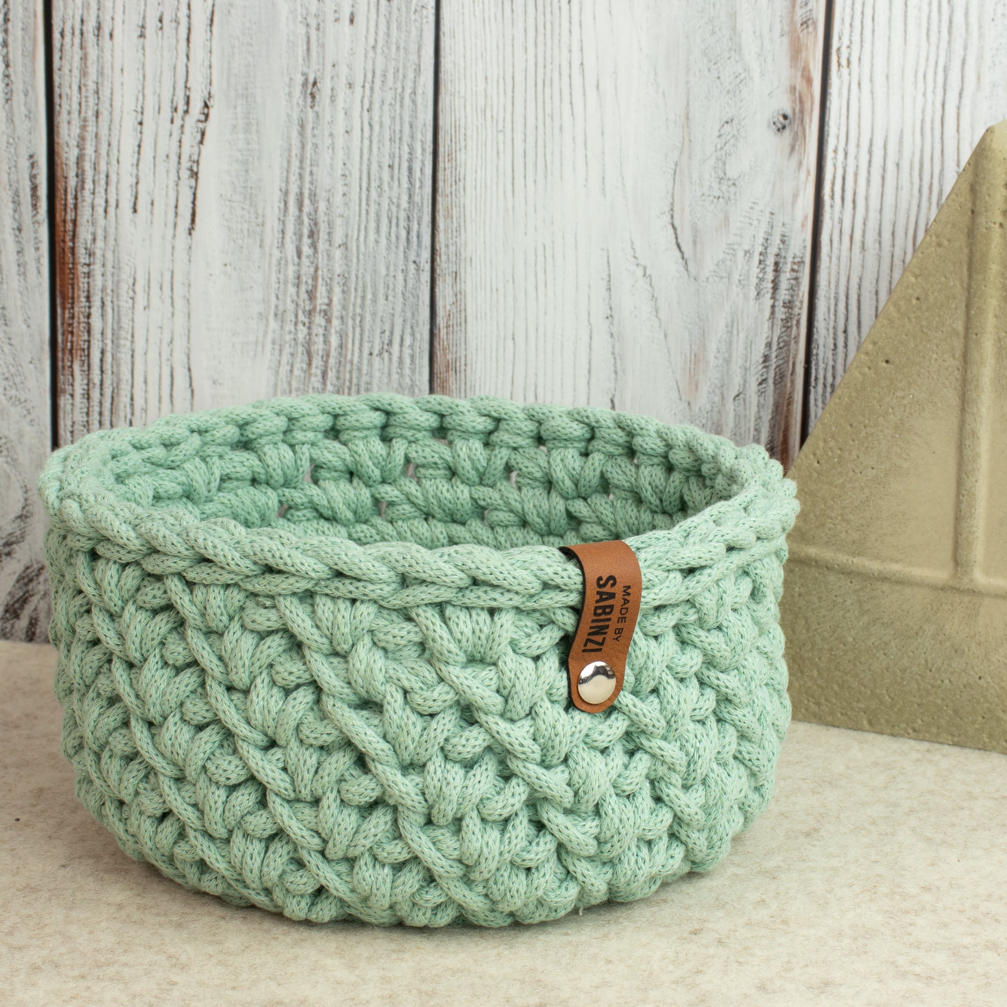 Häkelkorb Gänsefüßchenmuster „Aloe“ – Ø ca. 19 cm