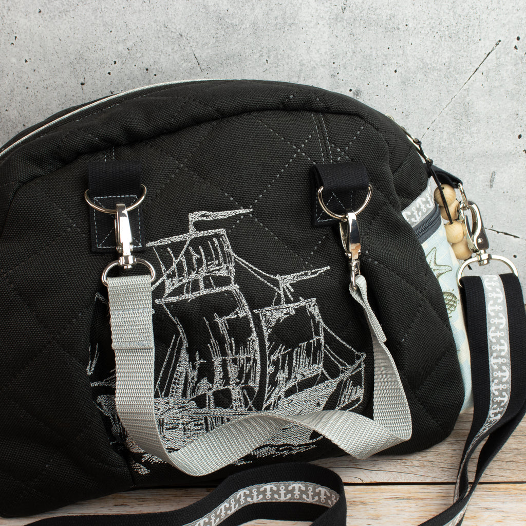 Kugeltasche – praktische Universaltasche mit maritimer Stickerei
