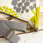 Meluna XL Schultertasche aus echino Crop Heavy Canvas in Lime – Handgemachte Tasche mit abnehmbarem Gurt