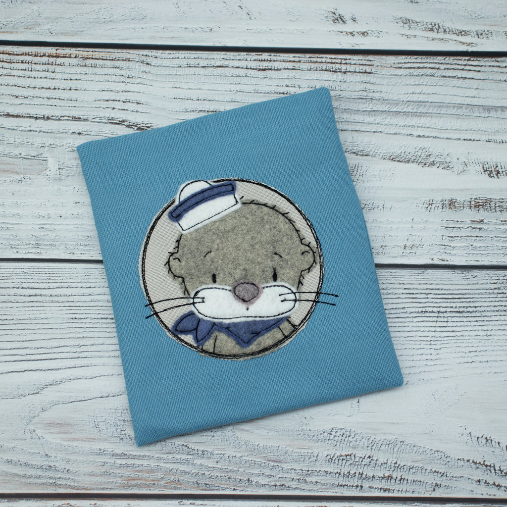 Beulentröster Matrosen-Otter – Hellblau – mit Kühlpad (14 × 16 cm)