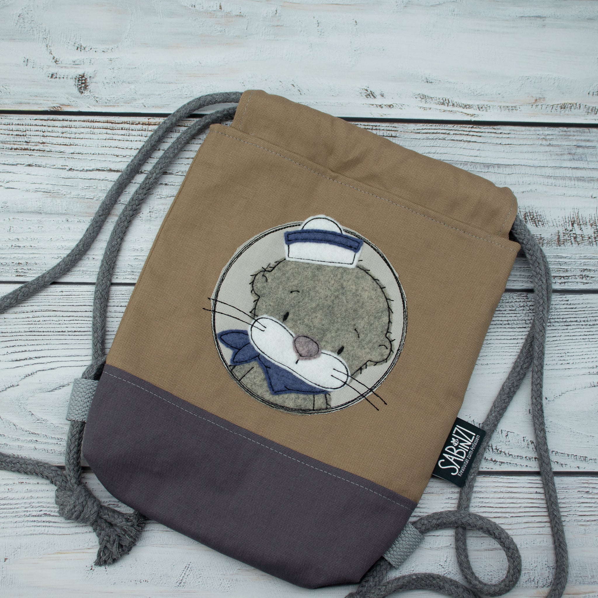Kinder-Turnbeutel „Matrosenotter“ – Taupe