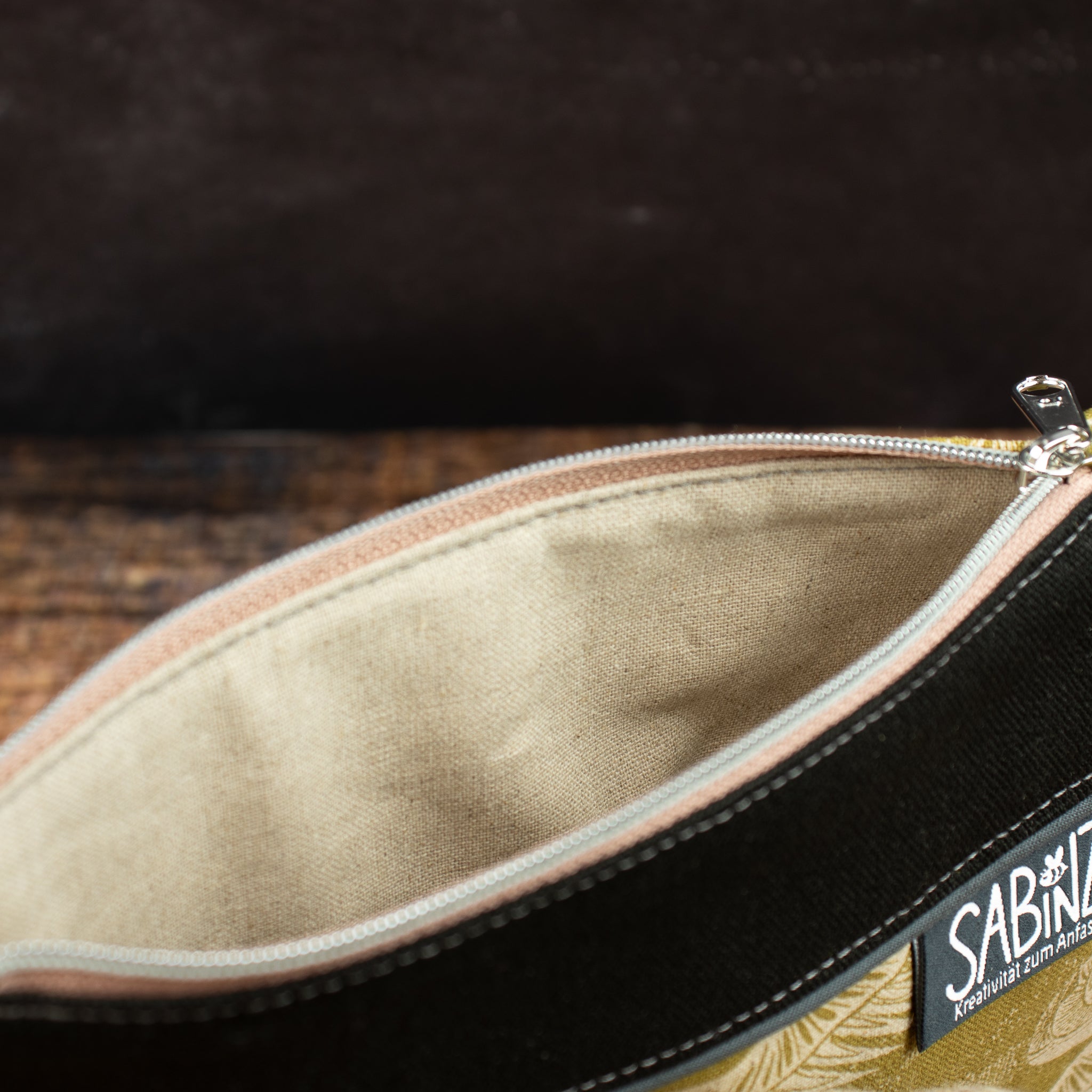 Reißverschlusstasche Mimi aus Canvas – Oliv / Eulen