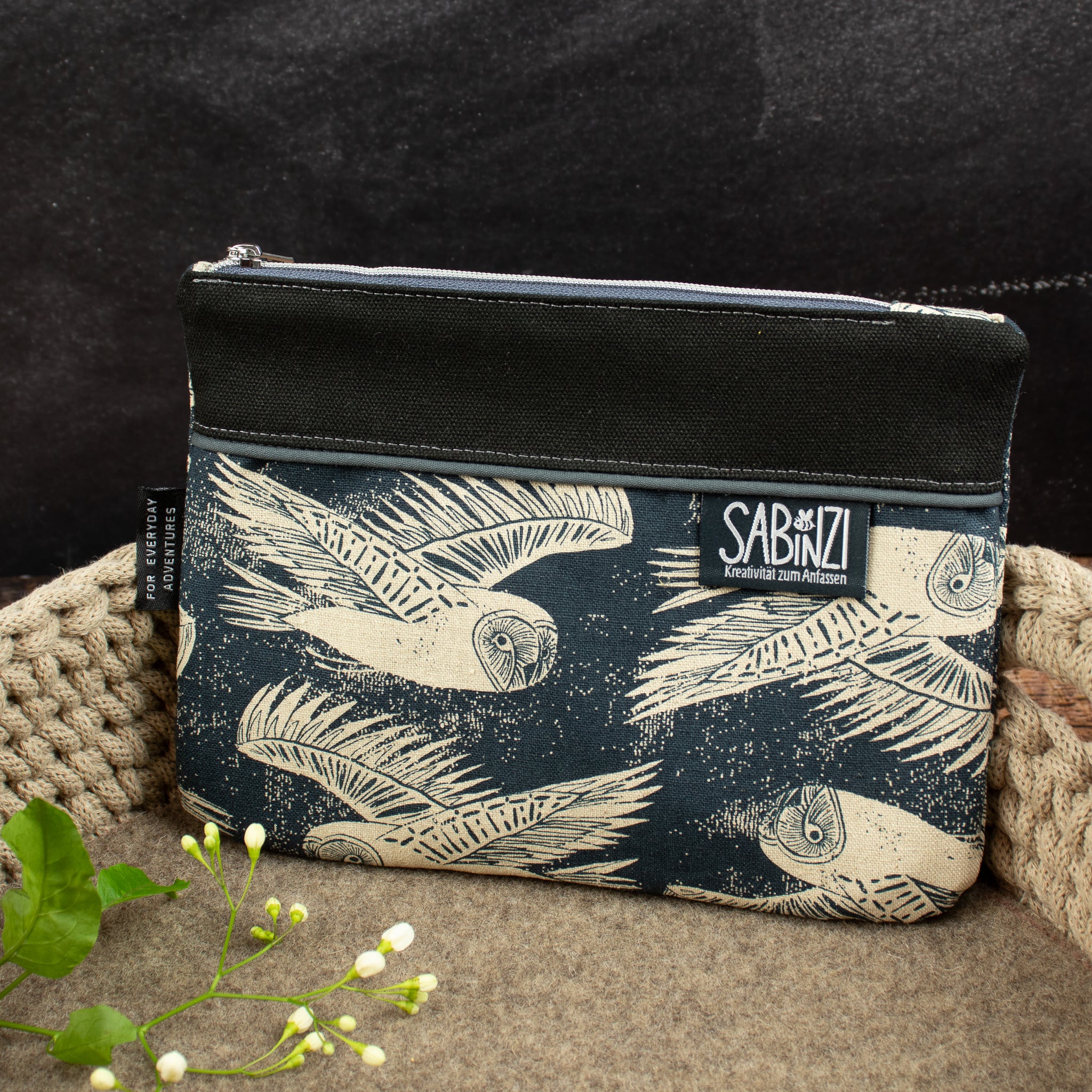 Reißverschlusstasche Mimi aus Canvas – Blau / Eulen