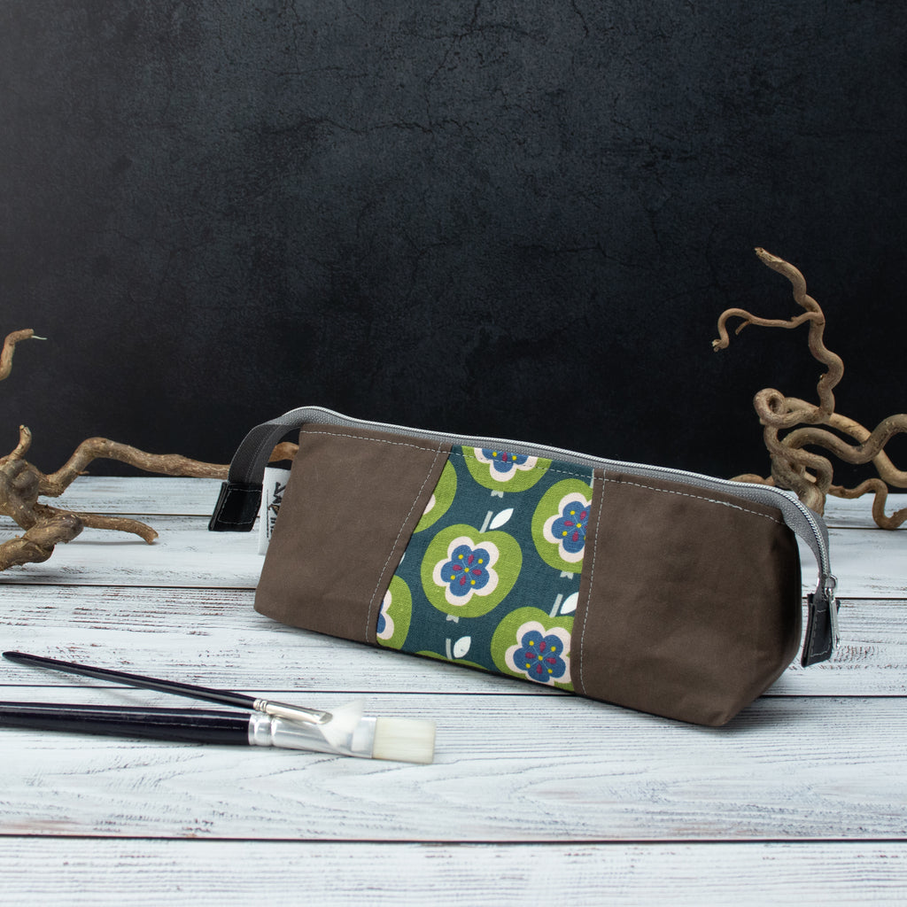 Zipper Pouch Little Doria - Retro Äpfel