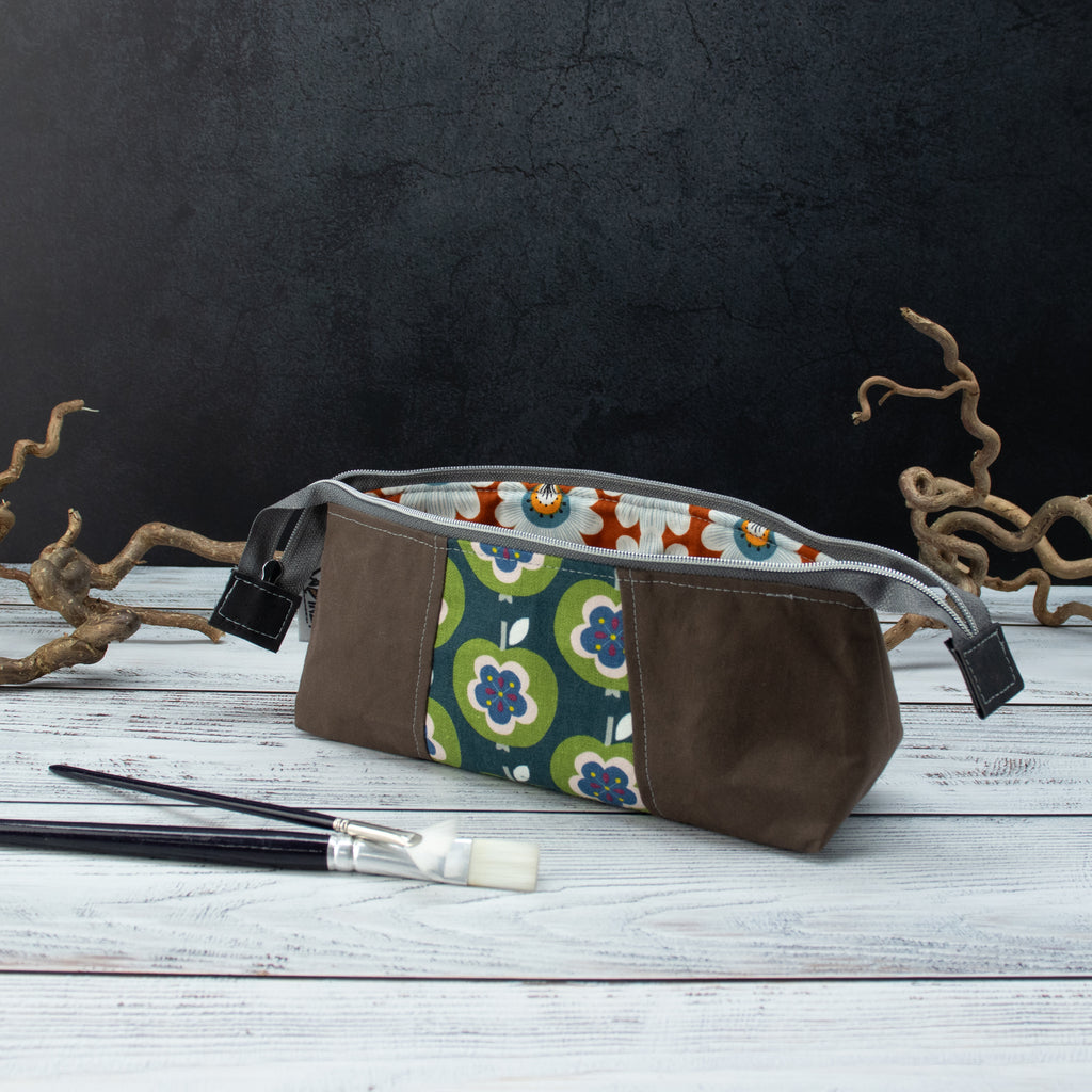 Zipper Pouch Little Doria - Retro Äpfel