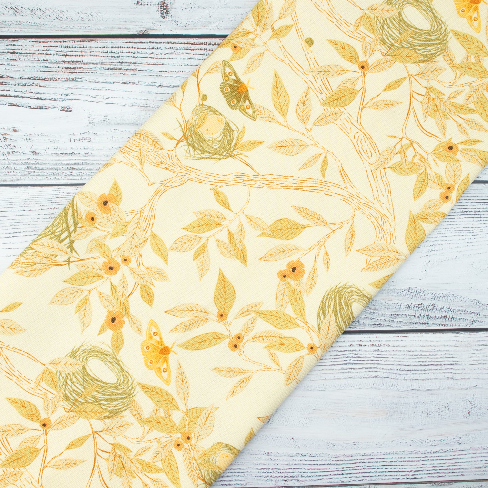 Art Gallery Fabrics - Hazelwood	- Nesting Garden Ivory - Canvas