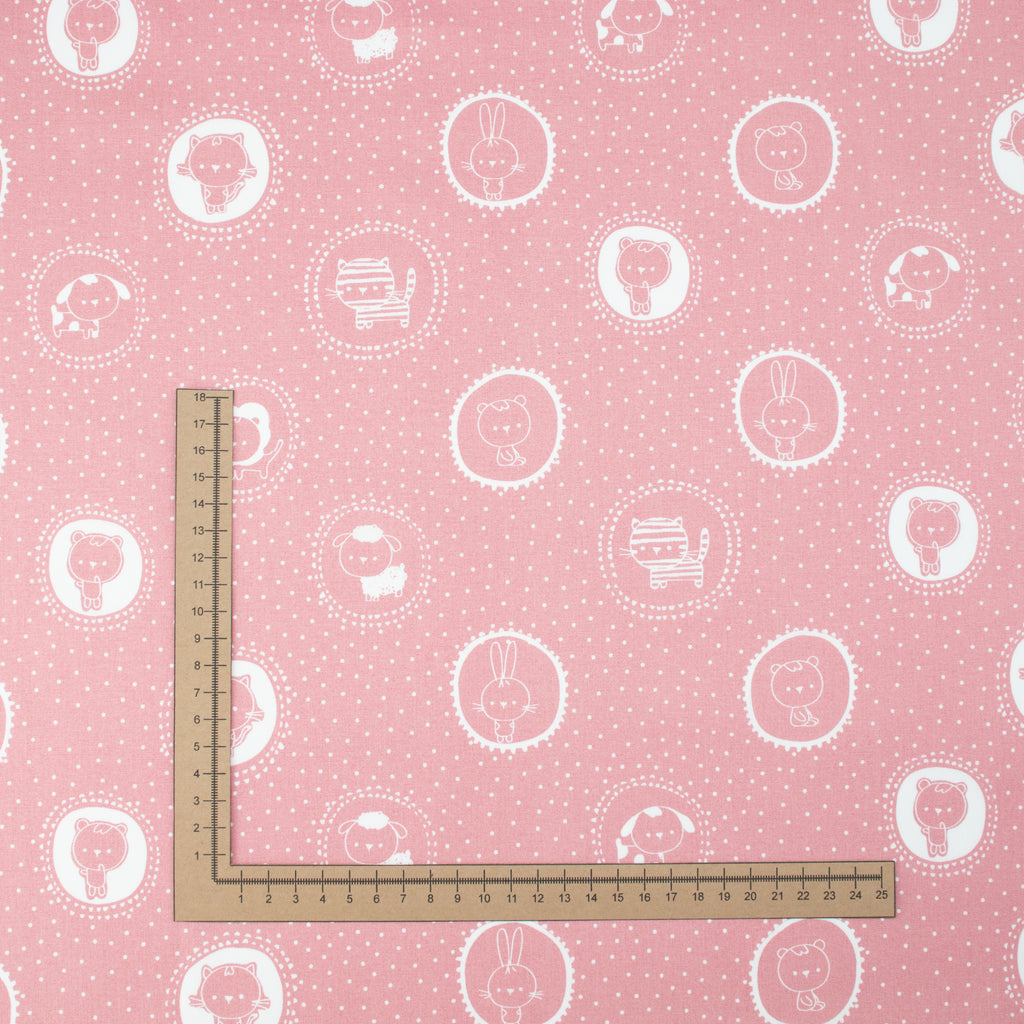 Baumwollstoff Tiergesichter Rosa – zartes Kindermotiv