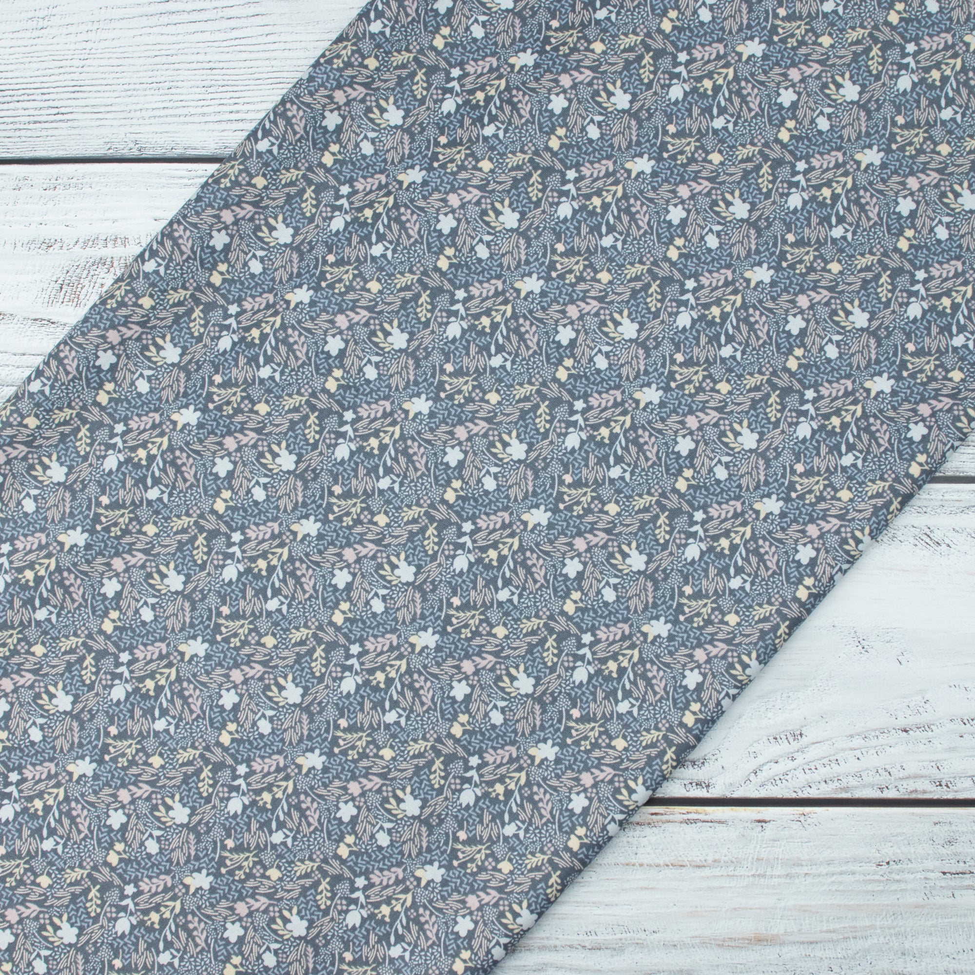 Cotton and Steel - Serendipity´s Symphony - Dreamscape - Wisteria Fabric - NIYAII Design