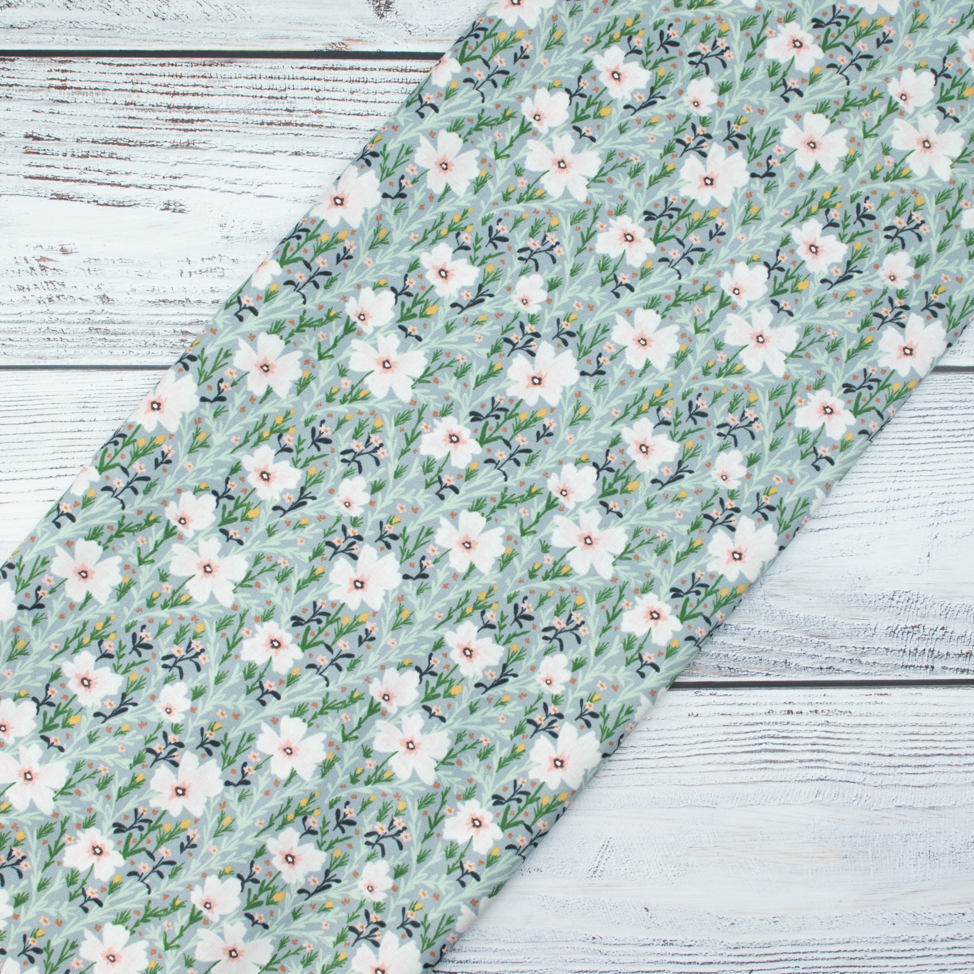 Cotton and Steel - I'll watch you fly - Wildflower field - Country Breeze Fabric- Lettie Mae