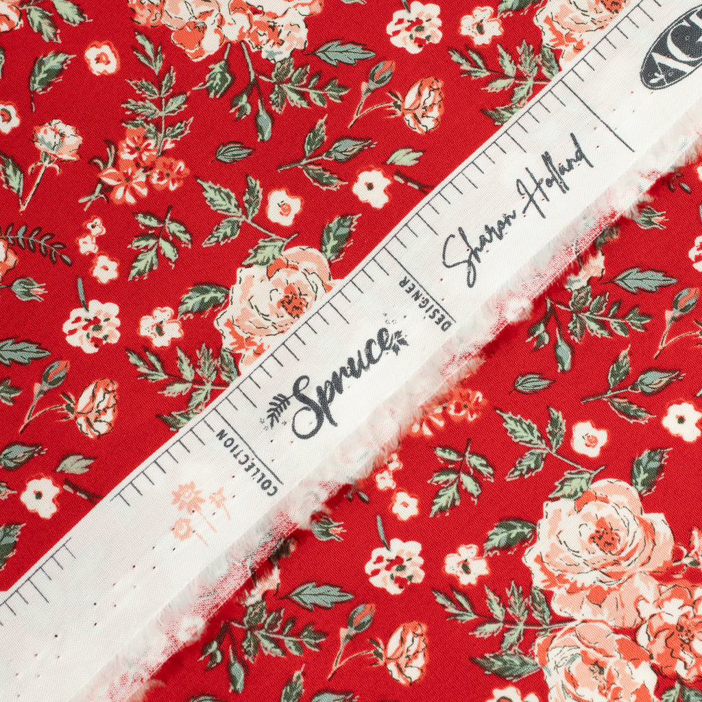 Art Gallery Fabrics Spruce – Floribunda | Floraler Baumwollstoff in warmem Rot