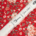 Art Gallery Fabrics Spruce – Floribunda | Floraler Baumwollstoff in warmem Rot