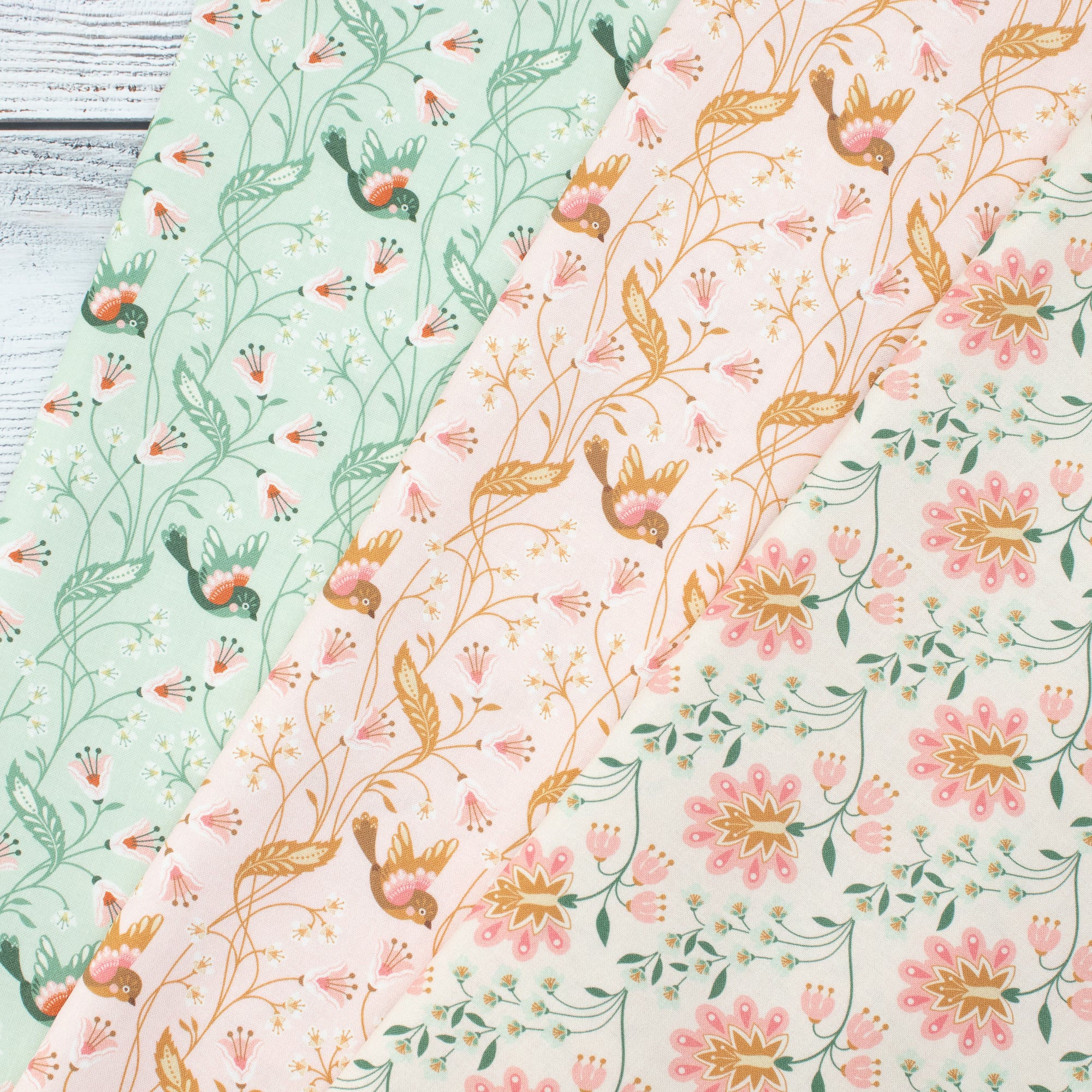 Cloud9 Fabrics - Vintage Charm - Birdie turquoise - Dots & Glory