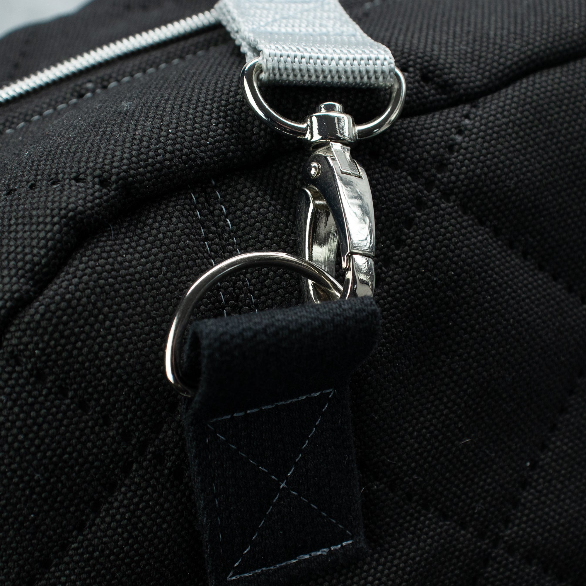 Kugeltasche – praktische Universaltasche mit maritimer Stickerei
