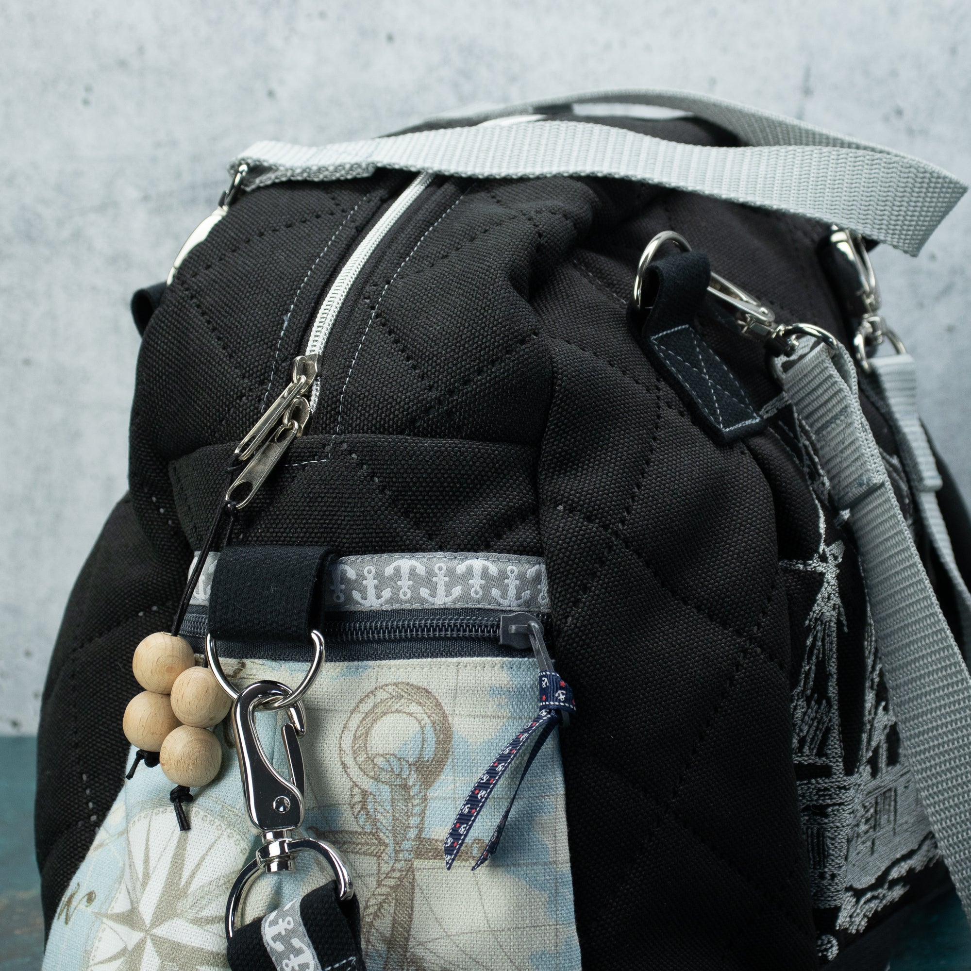 Kugeltasche – praktische Universaltasche mit maritimer Stickerei