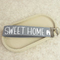 Schlüsselanhänger „SWEET HOME“ – handgemachter Schlüsselanhänger aus Baumwollband - Sabinzi - Aus Stoffliebe wird Lieblingsstück