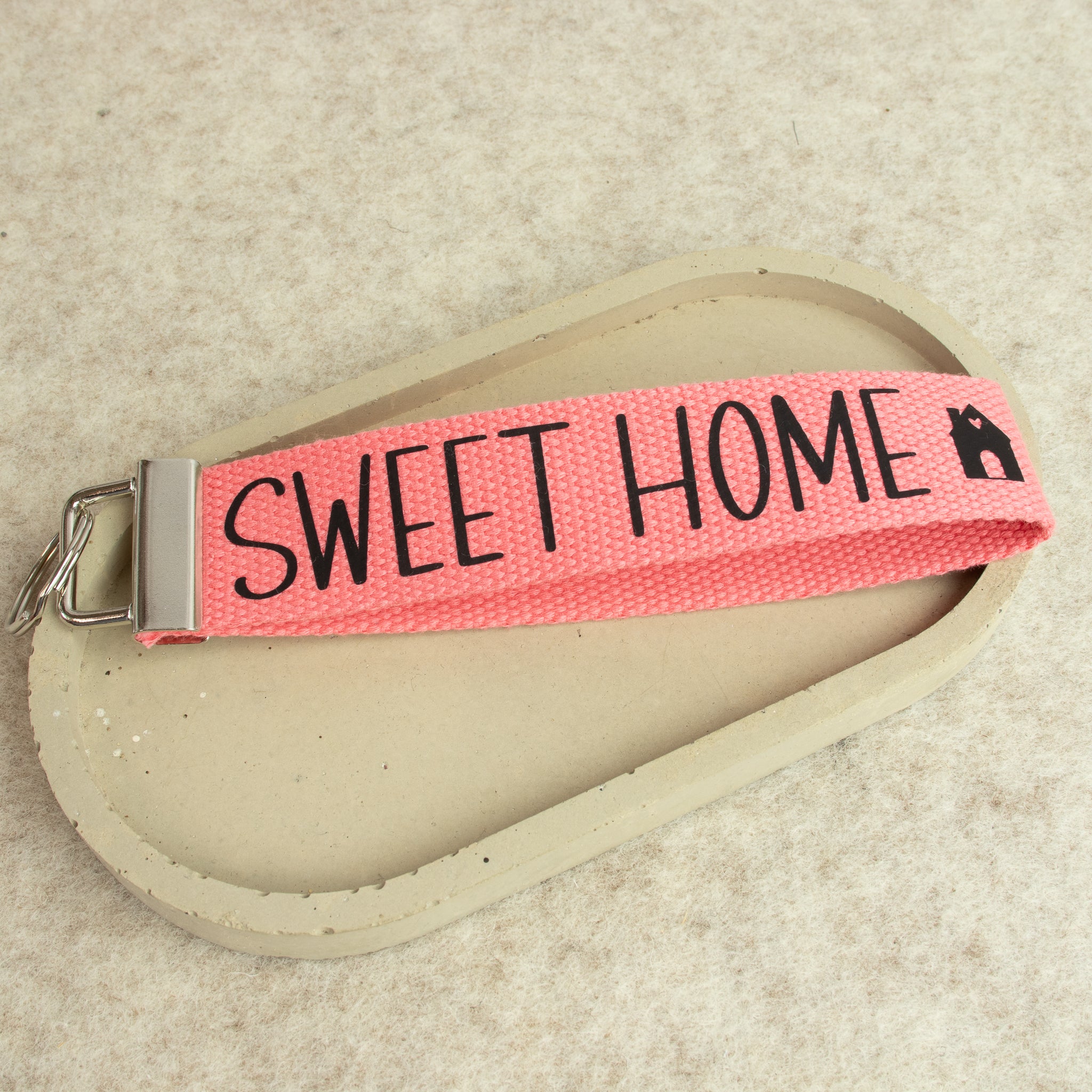 Schlüsselanhänger „SWEET HOME“ – schwarze Schrift