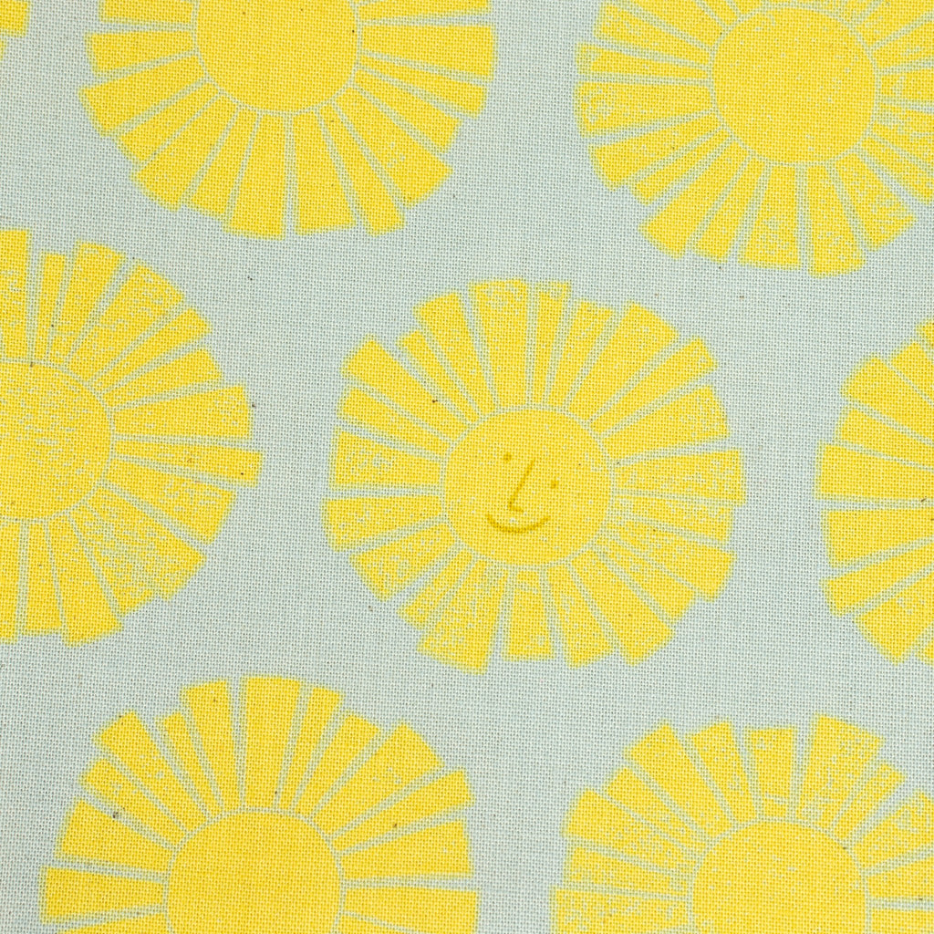 By the Seaside 2 Baumwollstoff „Sunshine Sky Blue Unbleached“ – Cotton + Steel x Loes van Oosten - Sabinzi - Aus Stoffliebe wird Lieblingsstück